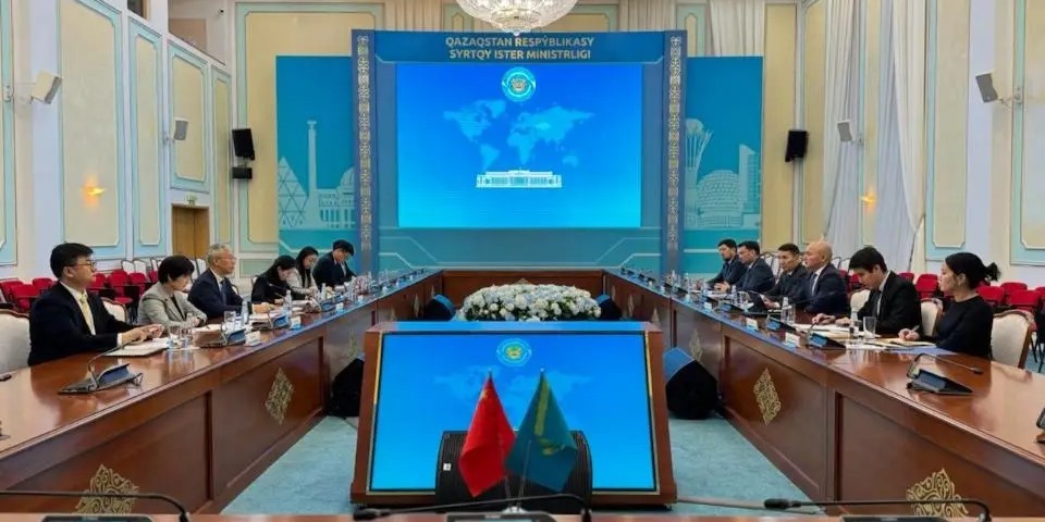 The 21st meeting of the Kazakh-Chinese Coordinating Committee for Cooperation in Industrialization and Investment. Source: Kaz Inform Image