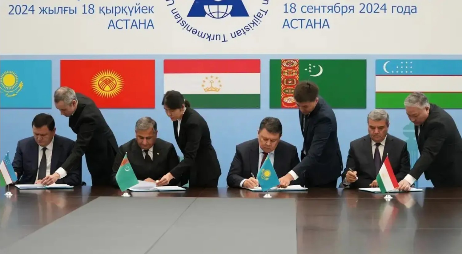 The 1st meeting of the Executive Board of the International Fund for Saving the Aral Sea (IFAS) took place in Astana. Source: Kaz Inform Image