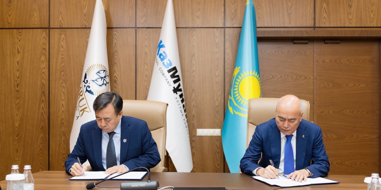 KazMunayGaz and CNOOC signed an agreement concerning the Zhylyoi offshore energy project. Source: Kaz Inform Image
